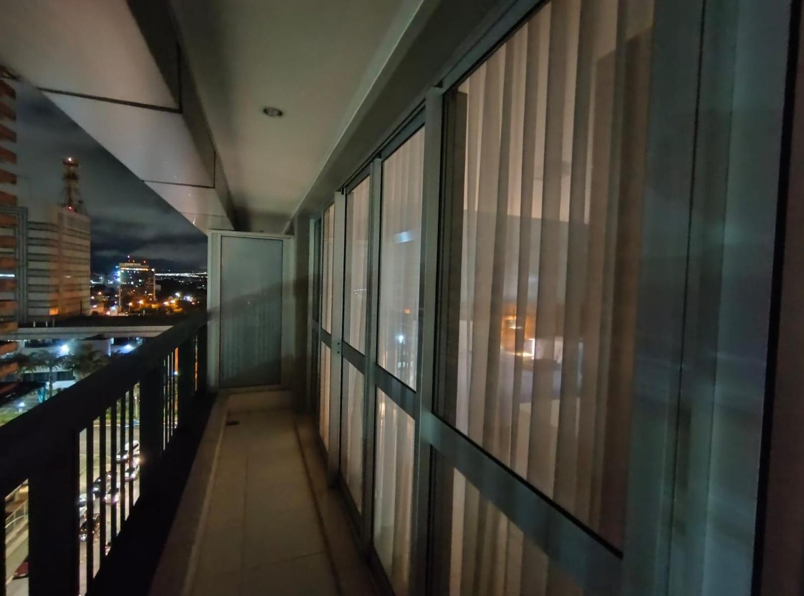 Hotel Grand Mercure Flat Particular Com Varanda, Garagem E Wi-Fi Μπραζίλια Εξωτερικό φωτογραφία